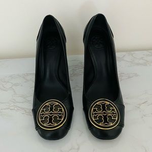 Tory burch leather pumps size 7.5